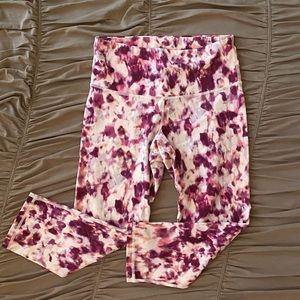 Tie-Dye Old Navy Active Capris - M